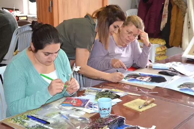 Kâğıt Rölyef Kursu Devam Ediyor