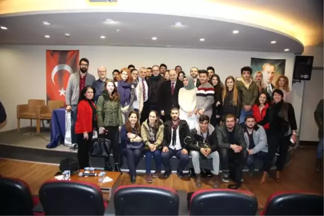 Üniversiteliler Önce 'Buğday'ı İzledi, Sonra Yönetmen Semih Kaplanoğlu ile Buluştu