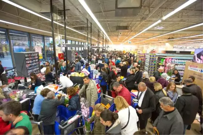 Carrefoursa'dan, Balçova'ya 7,5 Milyon Liralık Yatırım