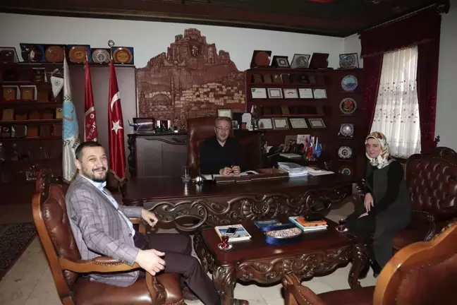 Kadem Nevşehir İl Temsilcisi, Belediye Başkanı Ünver'i Ziyaret Etti