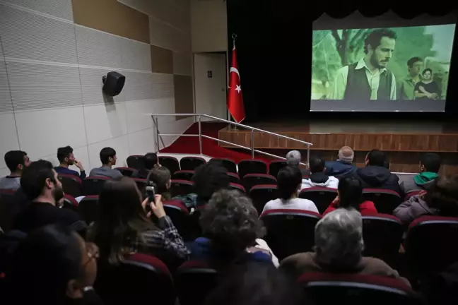 Karşıyaka'da 'Engelsiz Sinema' Keyfi