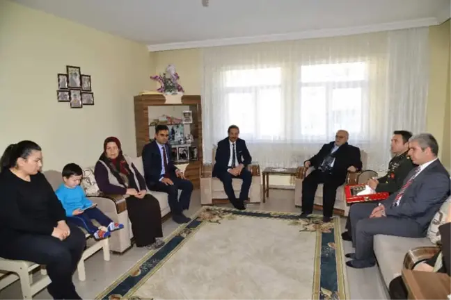 Şehit Uzman Çavuş Ramazan Karaca'nın Ailesine Şehadet Belgesi Verildi