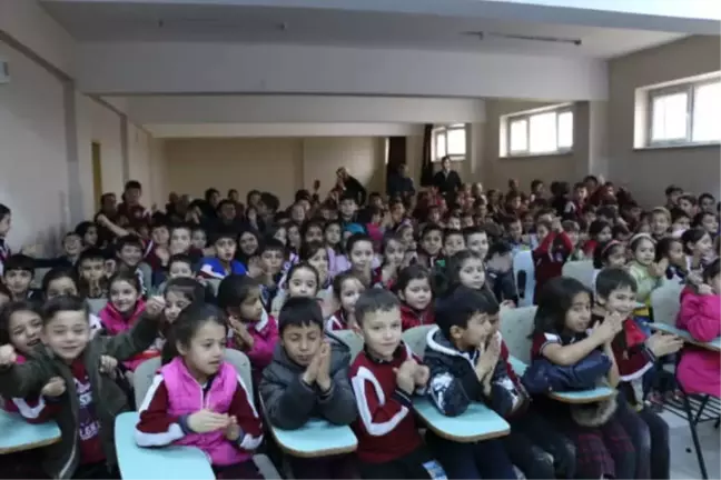 Uşak'ta Çocuklara