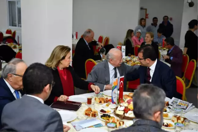 Duayen Gazeteciler, Yerel Gazetecilerle Bir Araya Geldi