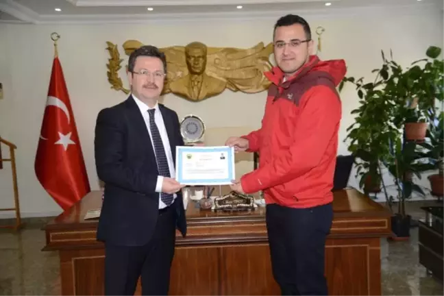 İran Heyetine Tıbbi Müdahale Eden Teğmene Ödül