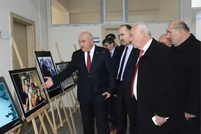 Kamera Arkasındakiler Sergisi