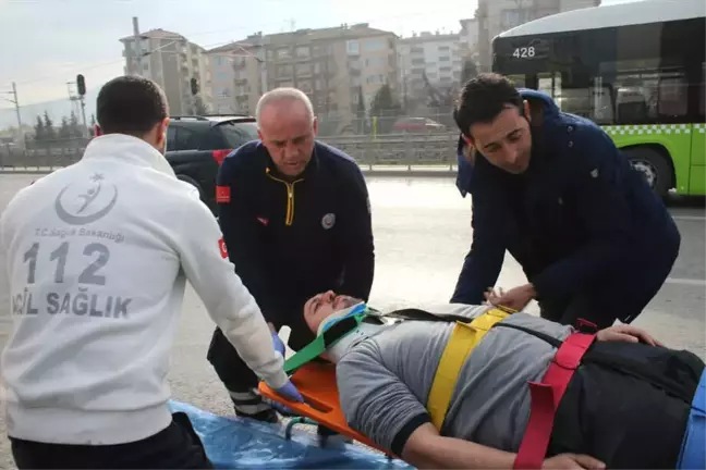 Kocaeli'de Zincirleme Trafik Kazası: 2 Yaralı