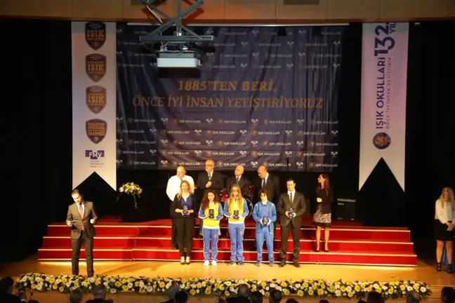 Işıklı Sporcular, Ödüllerini Aldı