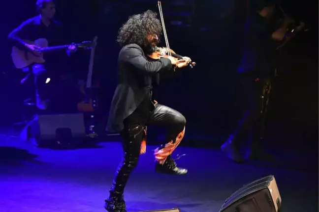 Ara Malikian İzmir'de Konser Verdi