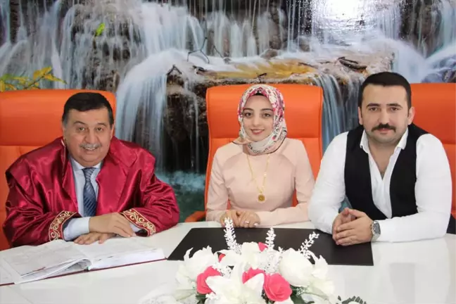 Sevgililer Günü'nde Nikah Yoğunluğu