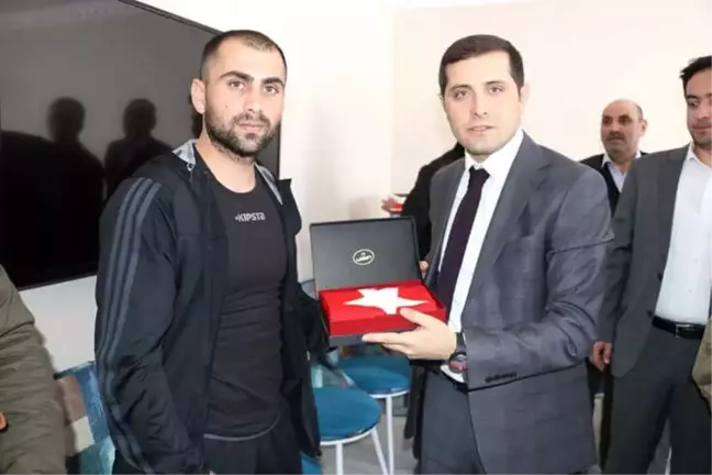 Kaymakam Erat'tan Afrin Gazisine Ziyaret