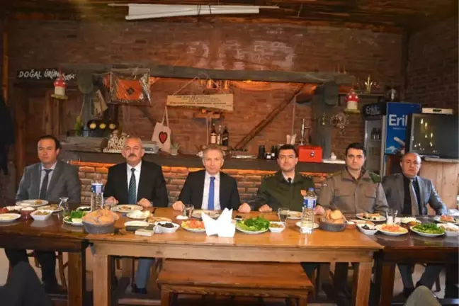 Kaymakam Tanrıkulu'dan Birlik ve Beraberlik Kahvaltısı