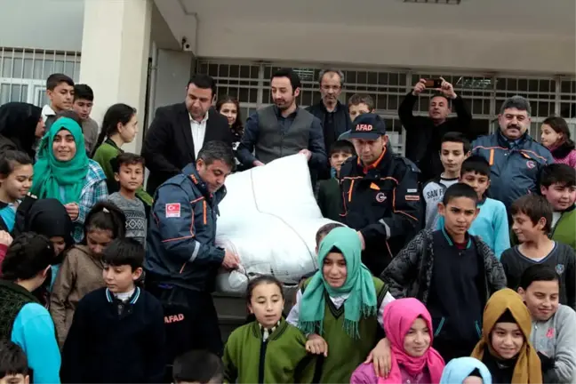 Öğrencilerden Zeytin Dalı Harekatı'na Destek