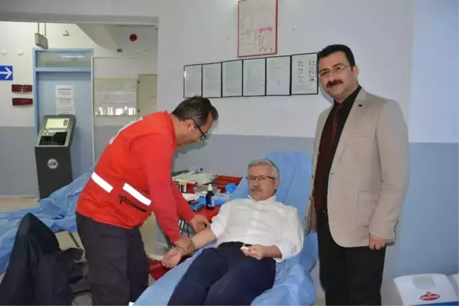 Ortaca'da Eğitimcilerden Kan Bağışı