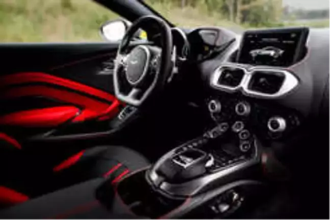Aston Martin'den Cenevre'ye Yeni Model