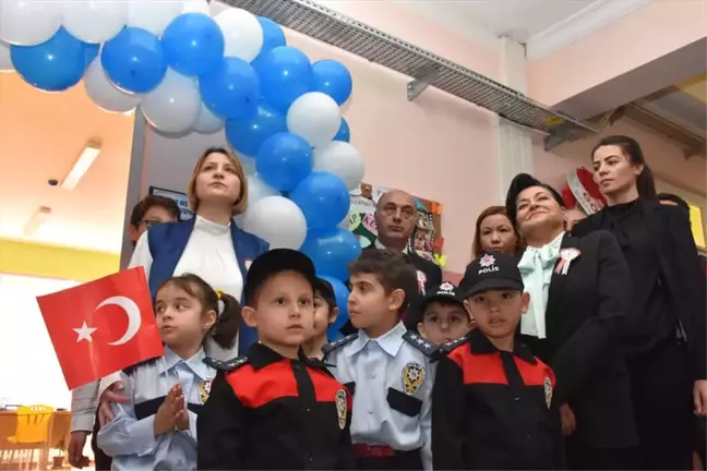 Muğla'da Polis Kütüphanesi Açıldı