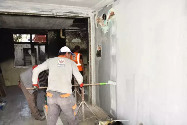 Altıeylül'den Evi Yanan Vatandaşlara Yardım Eli