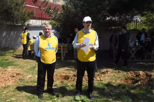 Çekud'dan Fidan Dikimi