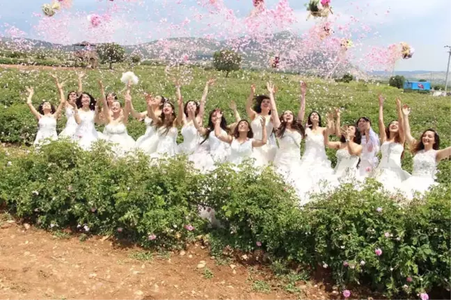 Isparta'da Gül Festivali Coşkusu