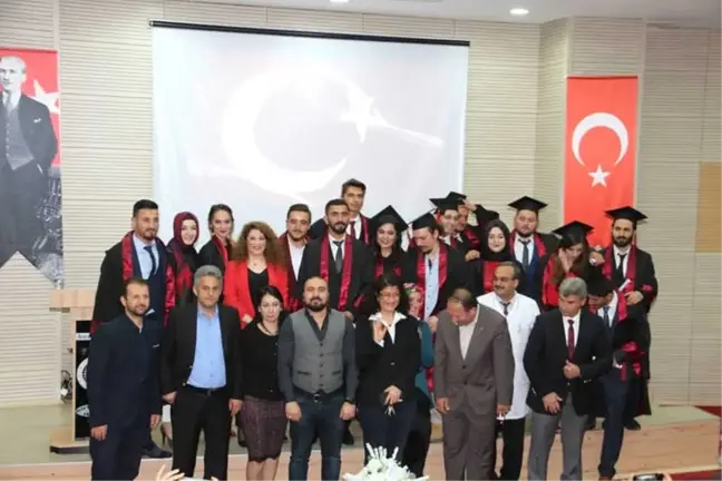 Oltu Yer Bilimleri Fakültesi Petrol ve Doğal Gaz Mühendisliği Bölümü İlk Mezunlarını Verdi