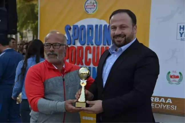 Erbaa'da Okul Sporları ve Okullar Ligi Kupaları Törenle Verild.