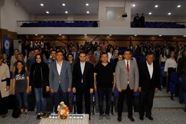 Pazaryeri'nde Şiir Dinletisi