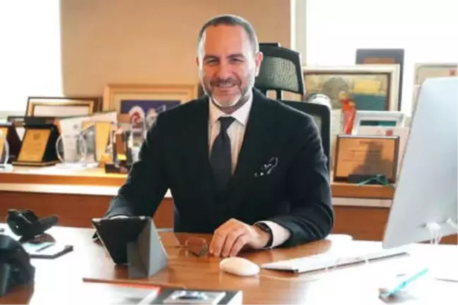 Yeniden) Prof. Dr. Emre Alkin: Artık Dövizle Fiyatı Artan Benzin Olmayacak