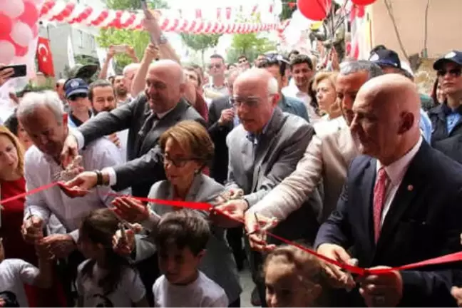 Türkiye'nin İlk 'Alerjik Çocuk Kreşi' Açıldı
