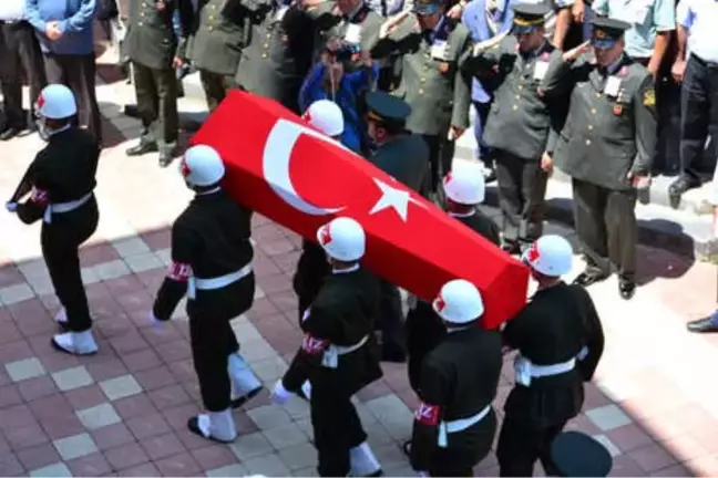 Ağrı Şehidi Recep Yıldırım'ı Son Yolculuğuna 5 Bin Kişi Uğurladı