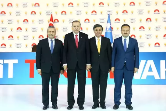 AK Parti'de Aday Değişikliği Yapıldı