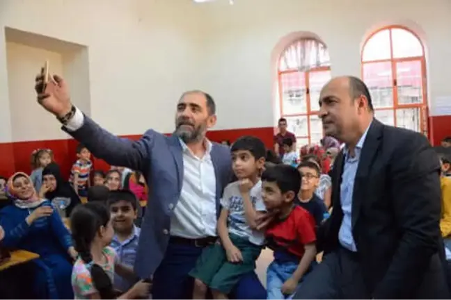 Polis Başmüfettişi Sula, Diyarbakırlı Çocukları Sevindirdi