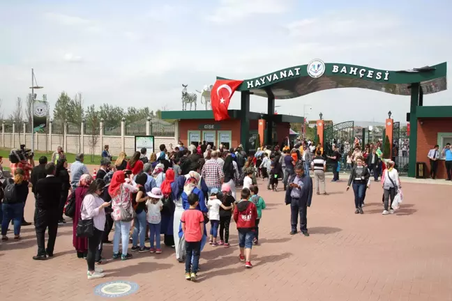 Büyükşehir'in Bayram Mesaisi