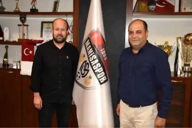 Manisaspor'da Aslan İmzayı Attı
