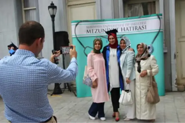 Uluslararası Tıp Programı İlk Mezunları Verdi