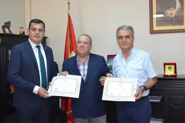 Milletvekilleri Mazbatalarını Alıyor