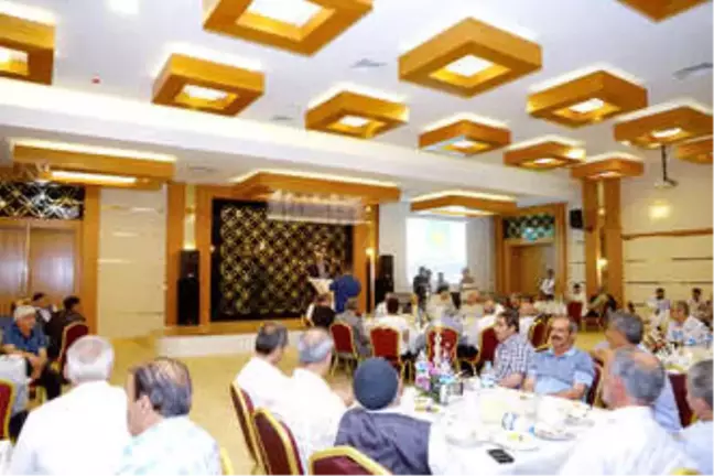 Battalgazi Bölgesi Muhtarları İle Bir Araya Gelen Başkan Polat