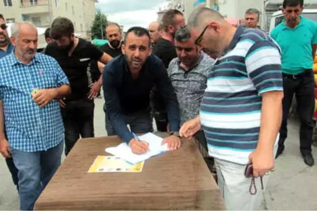 Tokat'ta 'Kahraman Esnaf Süpermarkete Karşı'