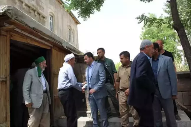 Kaymakam Uzan, Mollakent Köyündeki Tarihi Yapıları Ziyaret Etti