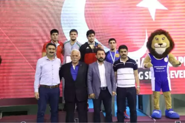 Türkiye, Güreş'te 6 Madalya Kazandı
