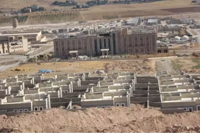 Hasankeyf'te 611 Yıllık Minarenin Numaralandırılan Taşları Sökülmeye Başlandı