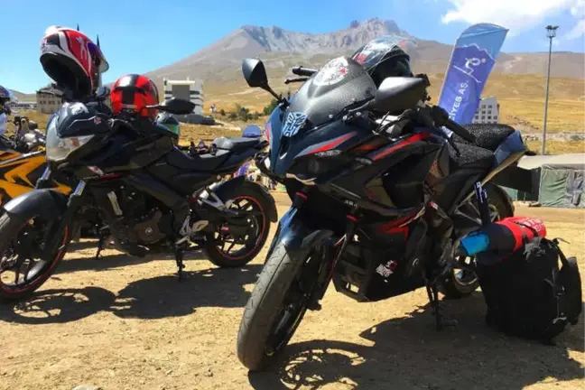 Erciyes Motofest' Kamp Ateşinin Yanmasıyla Başladı