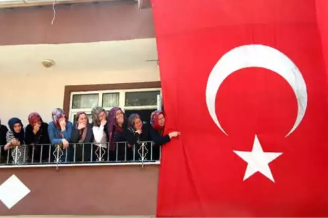 Zonguldaklı Şehidi, Binlerce Kişi Son Yolculuğuna Uğurladı