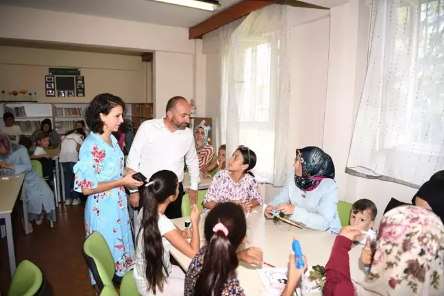 Başkan Üzülmez, Anne-Çocuk Saati Etkinliğine Katıldı