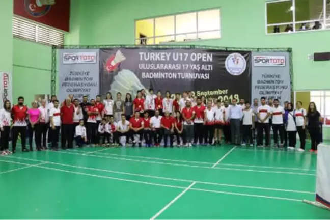 Badmintonda Milliler 20 Madalya Topladı