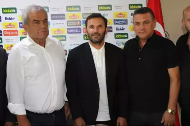 Çaykur Rizespor'da Okan Buruk İmzayı Attı