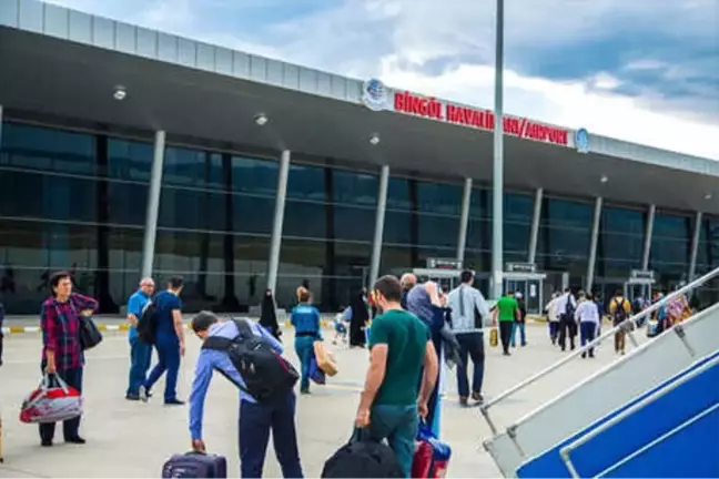 Bingöl Havalimanından 1 Ayda 20 Bin Yolcu Uçtu