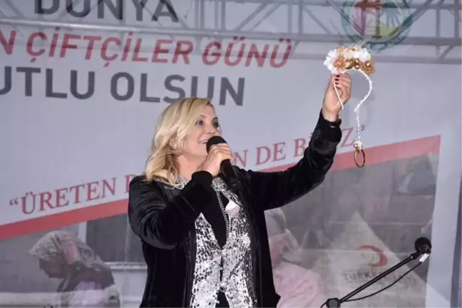 Tekirdağ'da Derya Baykal'a Sevgi Seli