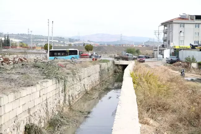 Zafer ve İstasyon Mahallelerinde Taşkınlar Önlendi
