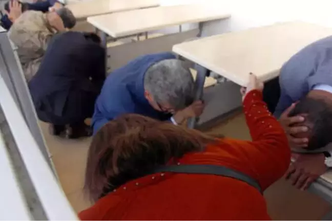 Ardahan'da Deprem Simülasyon Tır'ında Eğitim Verilecek