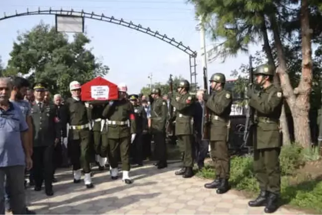 Kahramanmaraş'taki Kazada Yaşamını Yitiren Er, Toprağa Verildi